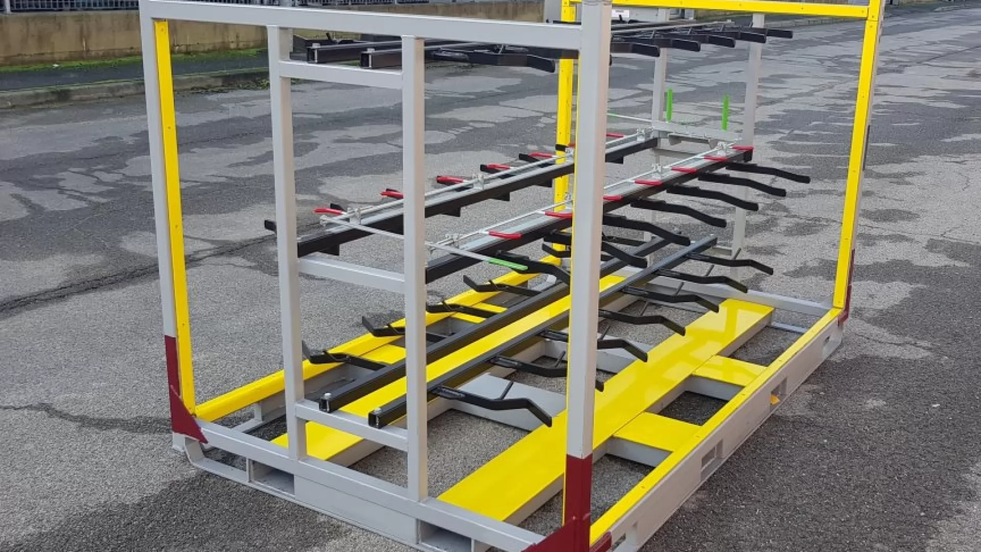 Contenitori metallici specifici