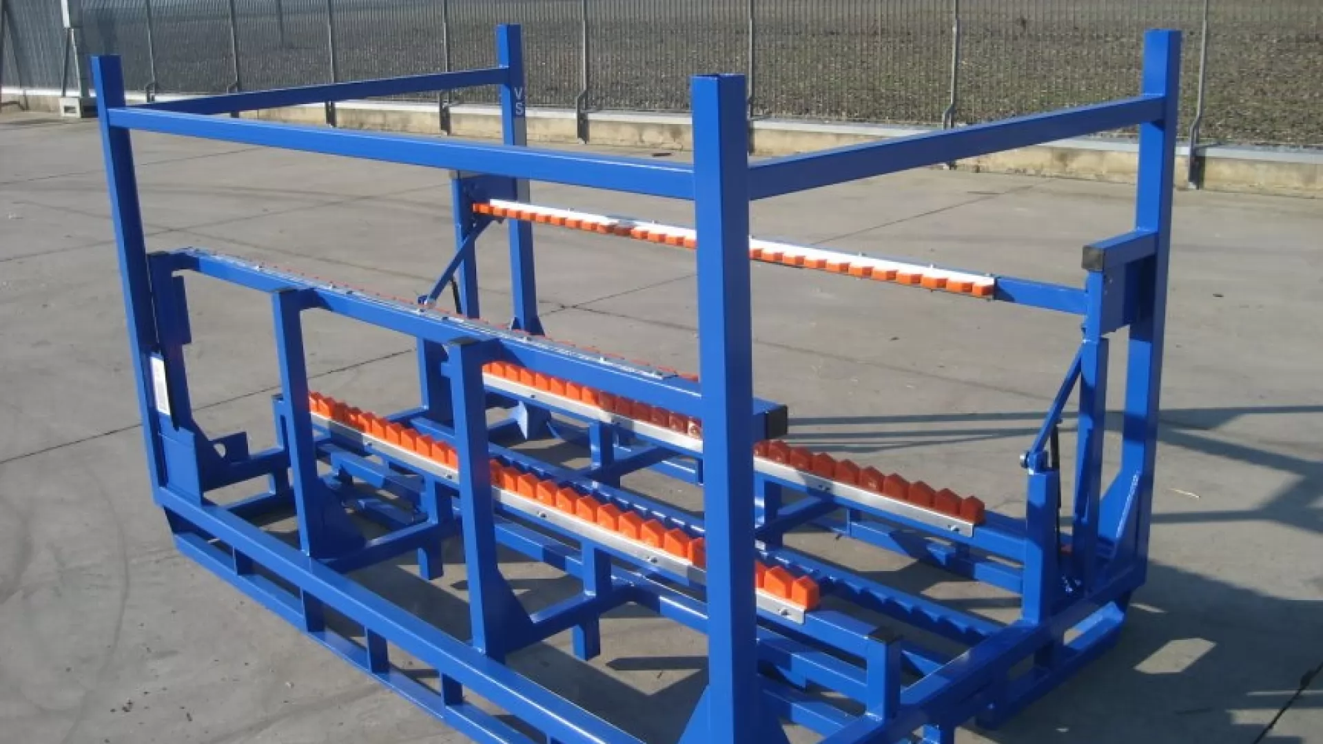 Contenitori metallici specifici