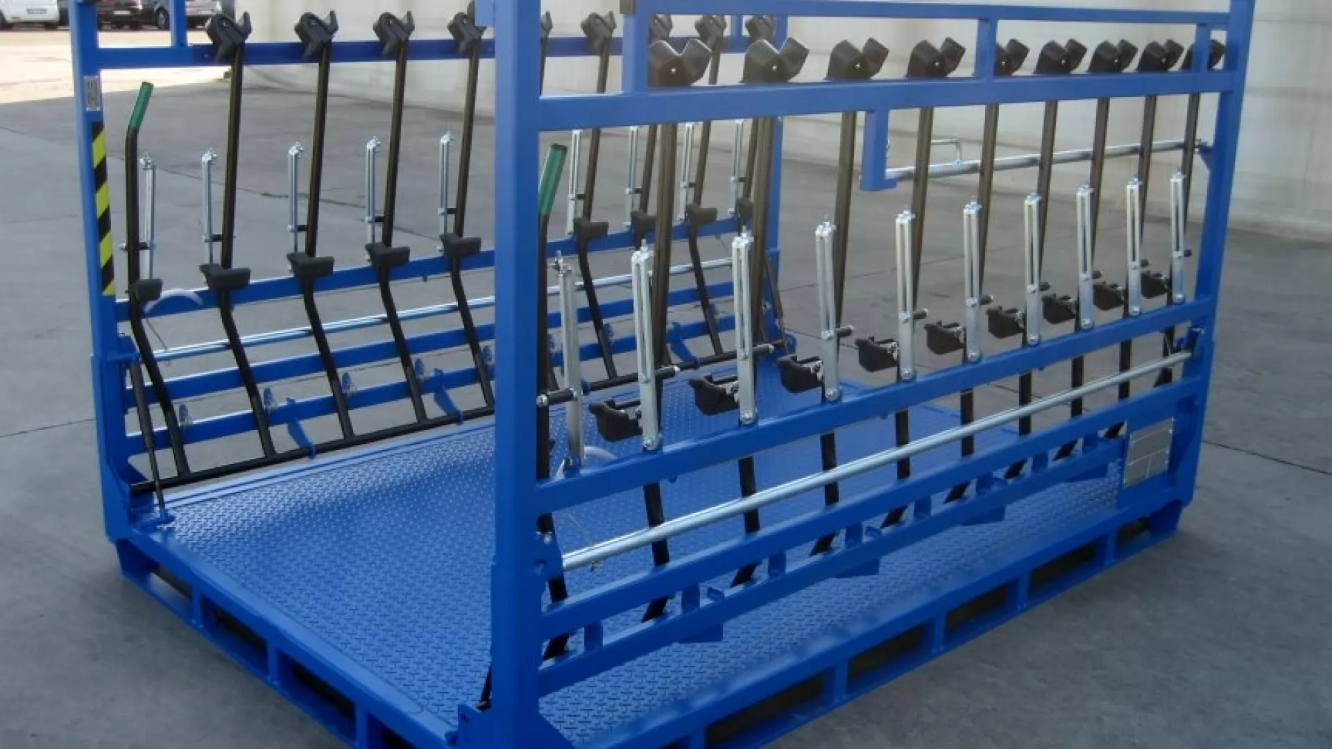 Contenitori metallici specifici