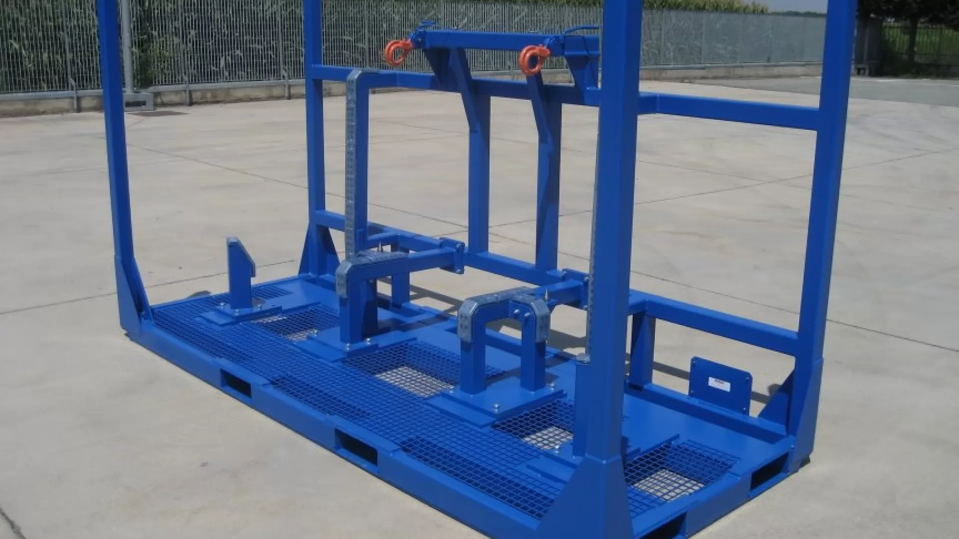 Contenitori metallici specifici