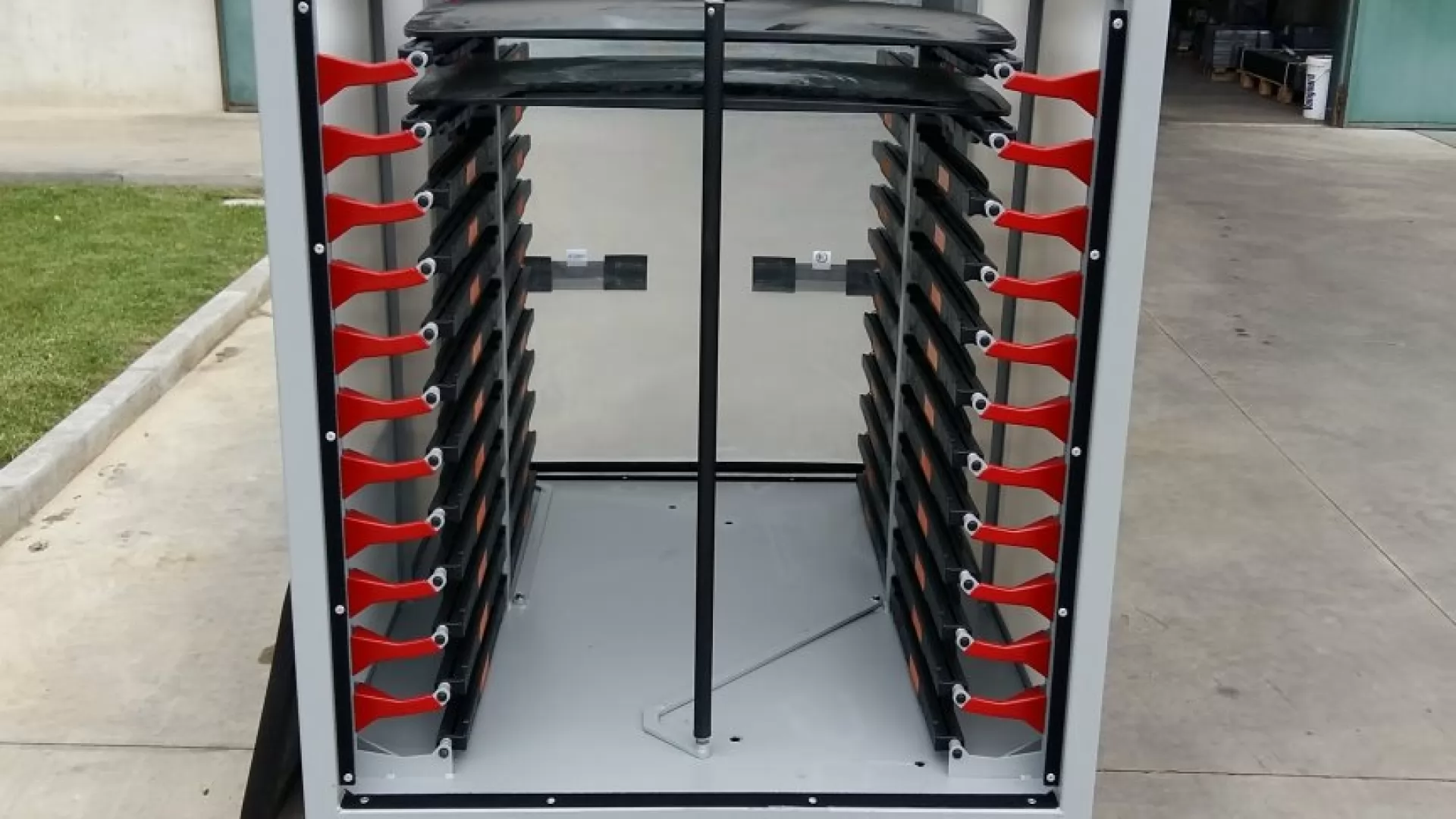 Contenitori metallici specifici